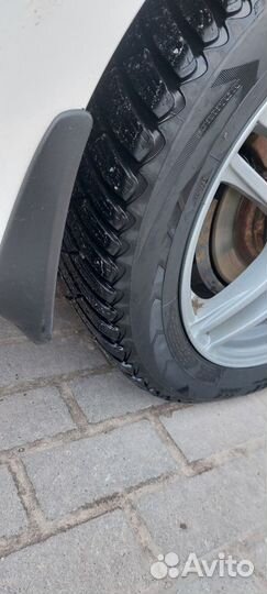 Goodyear Ultragrip Ice Arctic 215/55 R17 98T