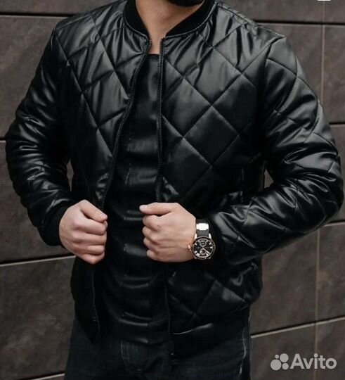 Бомбер мужской стеганый