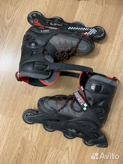 Роликовые коньки