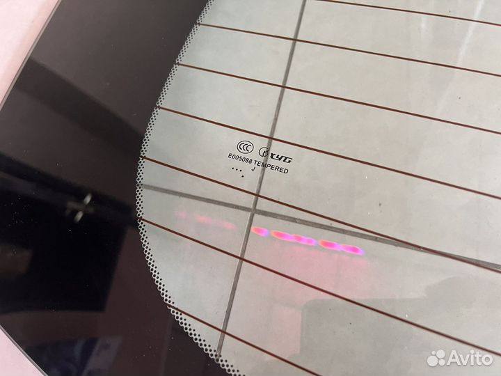 Стекло заднее Zotye Coupe