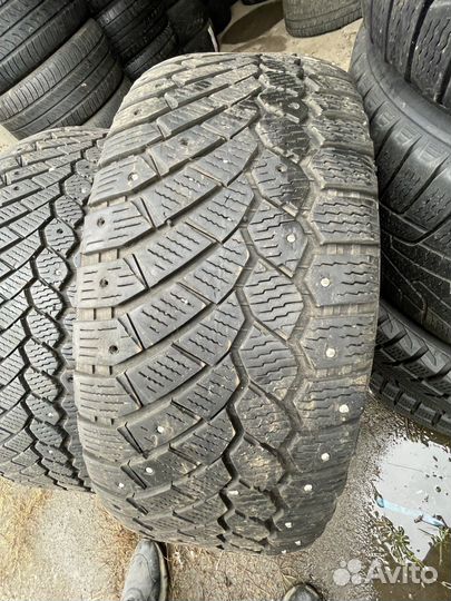 Continental ContiIceContact 4x4 235/65 R17