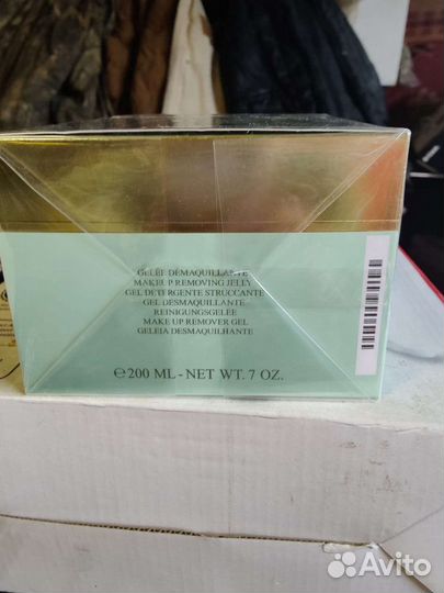 Косметика valmont