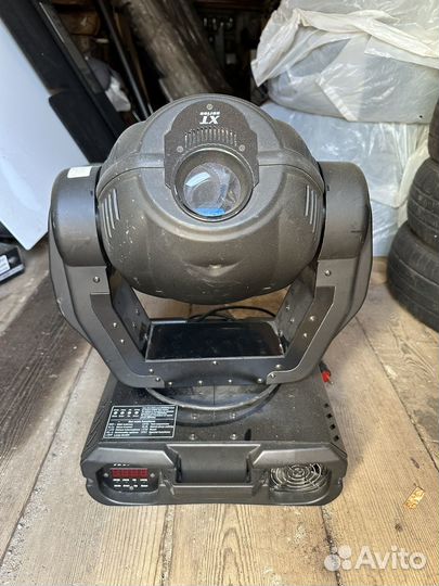 Robe MS Zoom 250 XT - 4 шт (+2 шт)