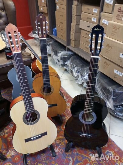 Гитара классическая полноразмерная 4/4