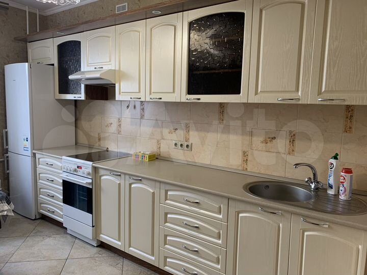 2-к. квартира, 54 м², 8/14 эт.