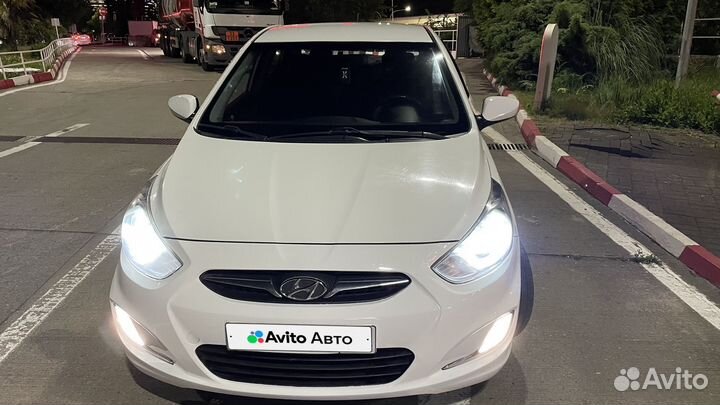 Hyundai Solaris 1.4 AT, 2011, 181 000 км