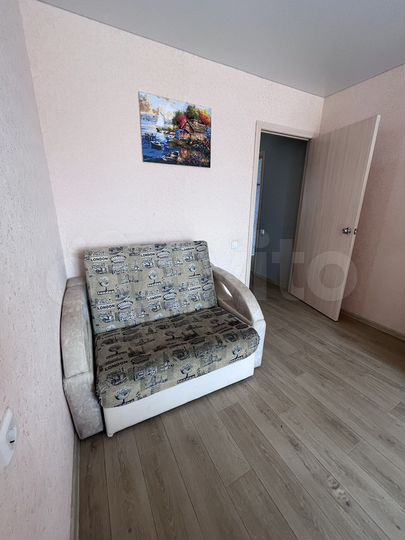 2-к. квартира, 50 м², 1/10 эт.