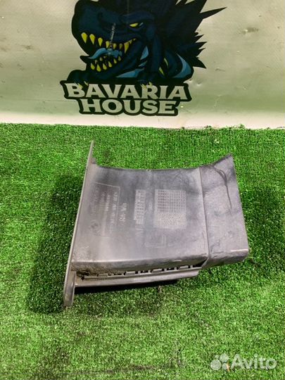 Воздуховод левый Bmw 5 F10 N20B20B 2012