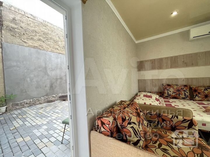 Дом 20 м² на участке 1 сот.