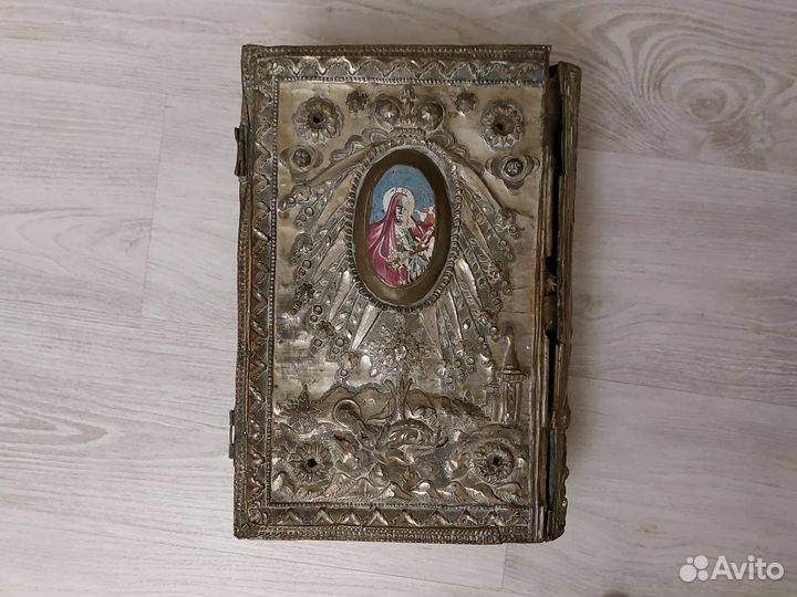 Евангелие напрестольное 1800
