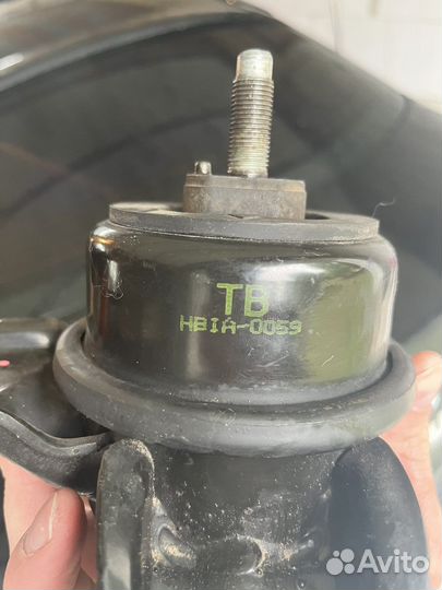 Правая опора (подушка) двигателя Киа Оптима