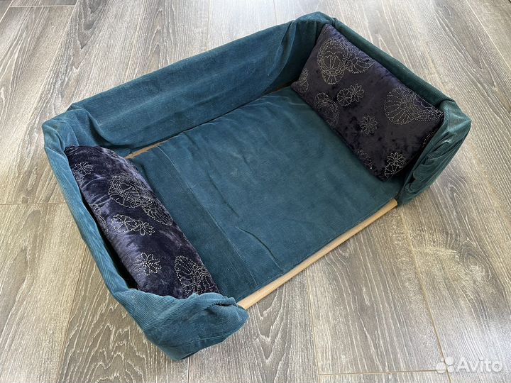 Лежанка кроватка для кошек собак
