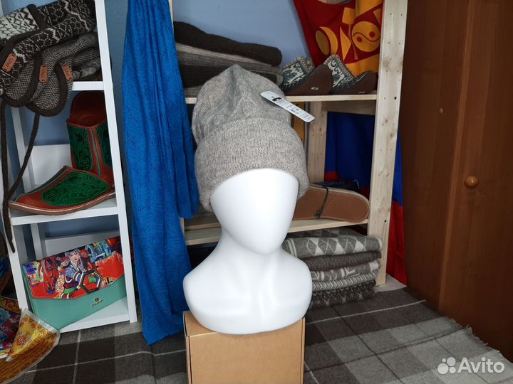 Шапка бини с отворотом серая из шерсти яка