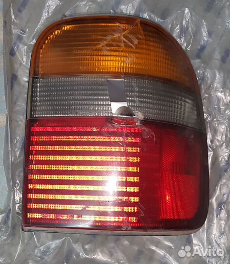 Задний фонарь Sportage 1 с дефектом