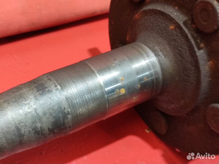 Полуось задняя Jeep Cherokee XJ Chrysler 8.25