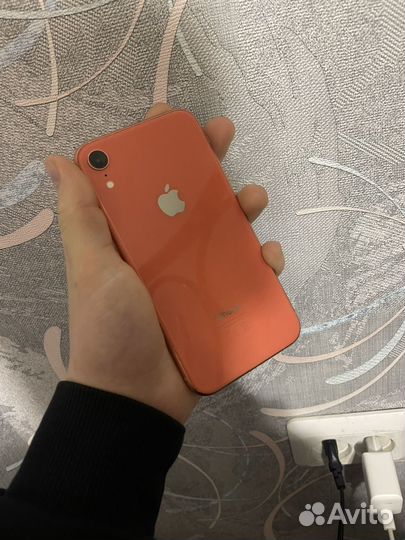 iPhone Xr, 64 ГБ