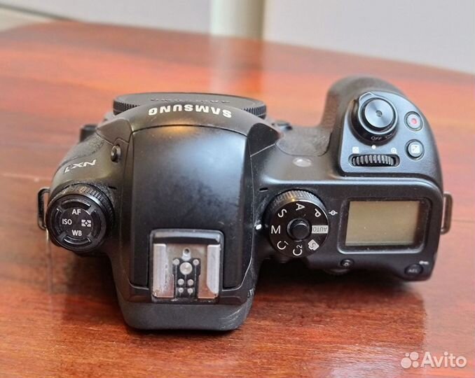 Samsung NX1 Body