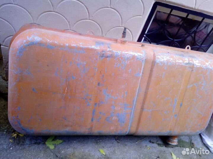 Бак для комбайна