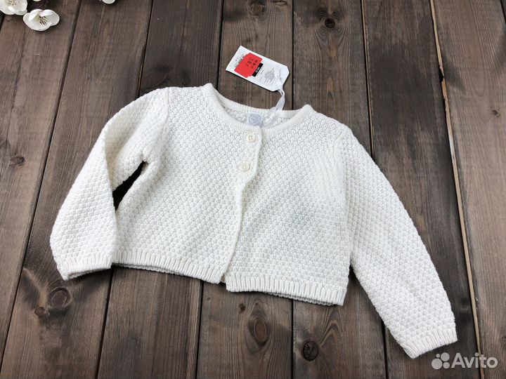 Вязаная кофта для девочки 68
