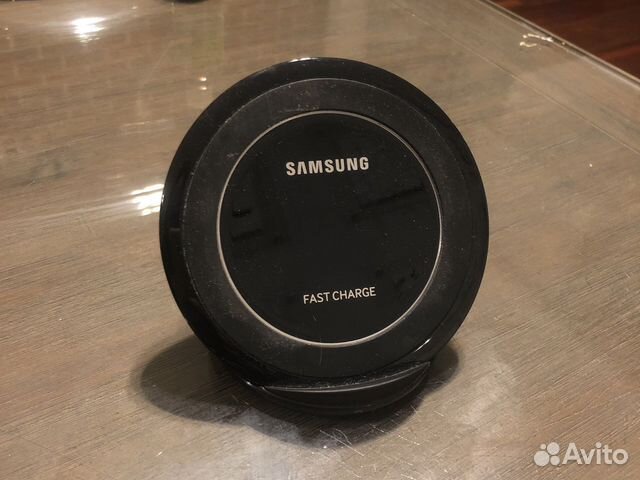 Беспроводное зарядное устройство Sumsung ep-ng930