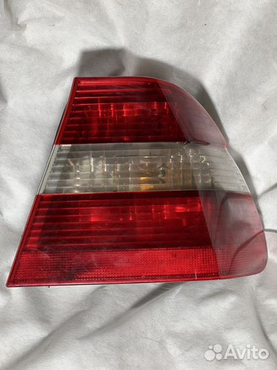 Фонарь задний правый R BMW 3 E46