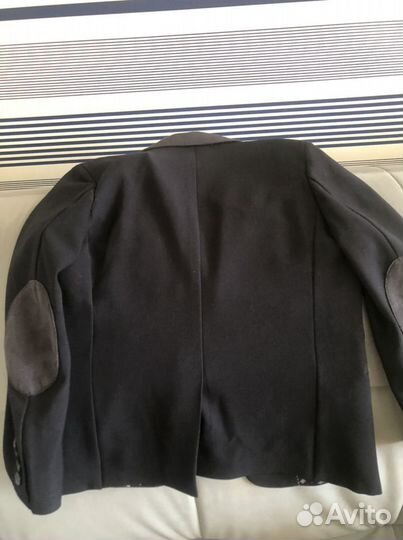 Пиджак для мальчика 128
