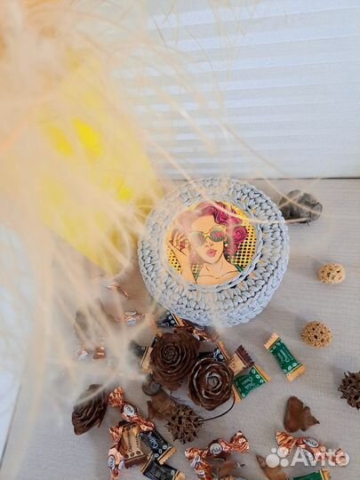 Интерьерная корзинка с крышкой