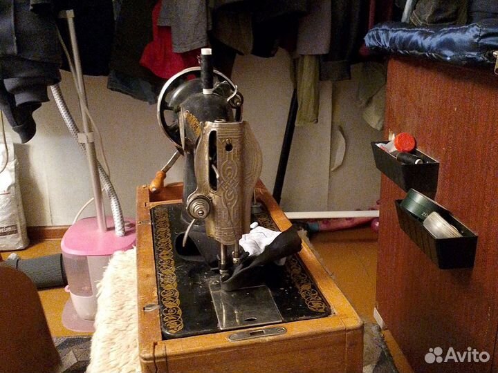 Швейная машина подольск ручная