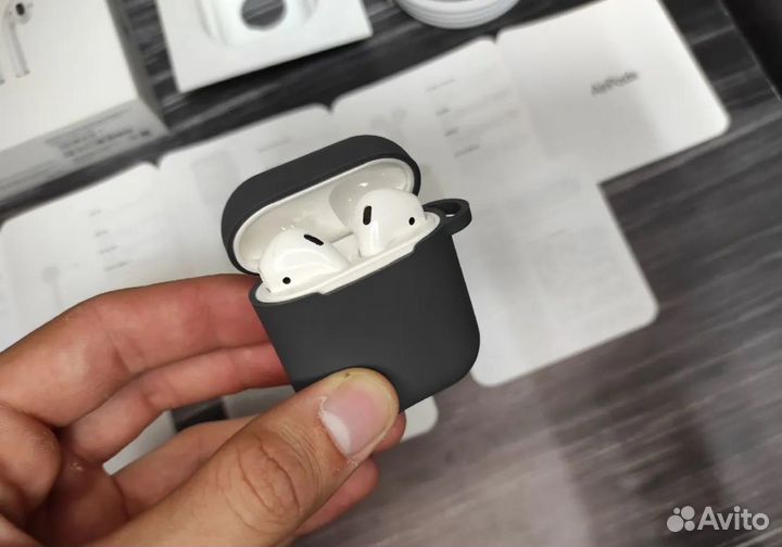 AirPods 2 (новые, ростест, бонус чехол)