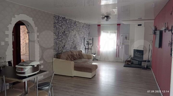 Дом 103 м² на участке 5 сот.