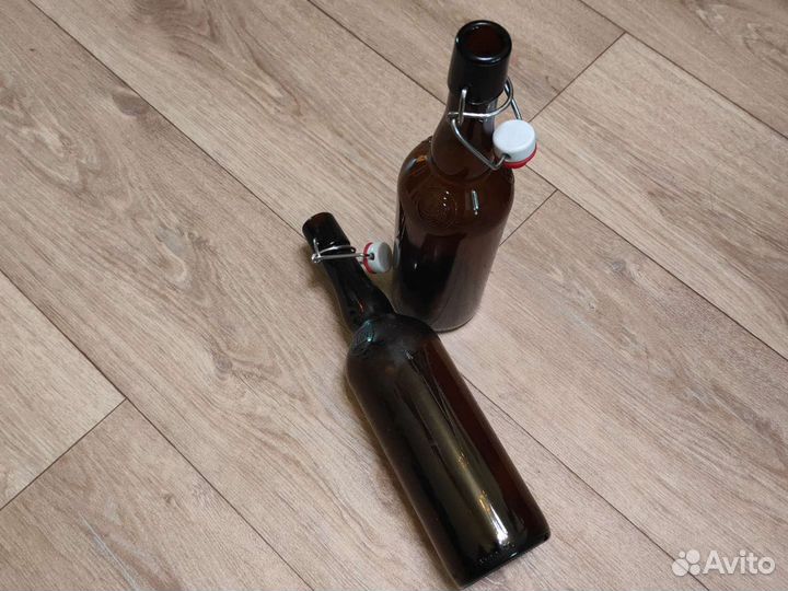 Бутылки с бугельной крышкой