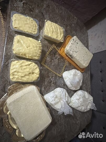 Сыр брынза,с тархуном,чичил масло сливочное,творог