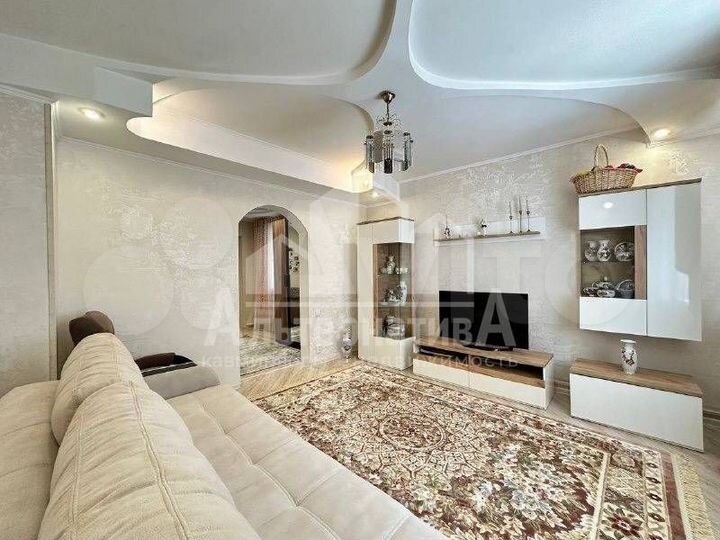 4-к. квартира, 75 м², 1/1 эт.