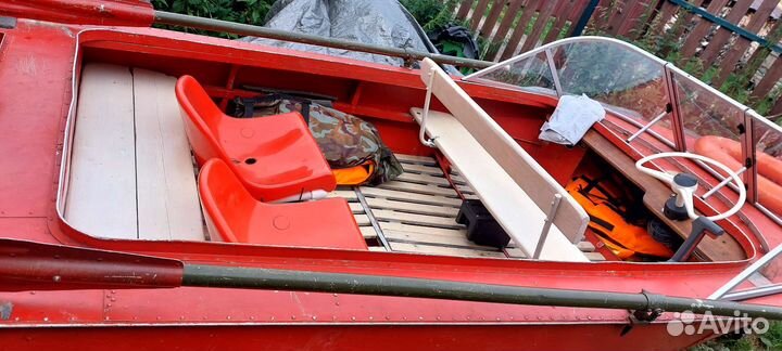 Катер. Мкм. Ярославка. Мотор ямаха 9.9. 15 сил