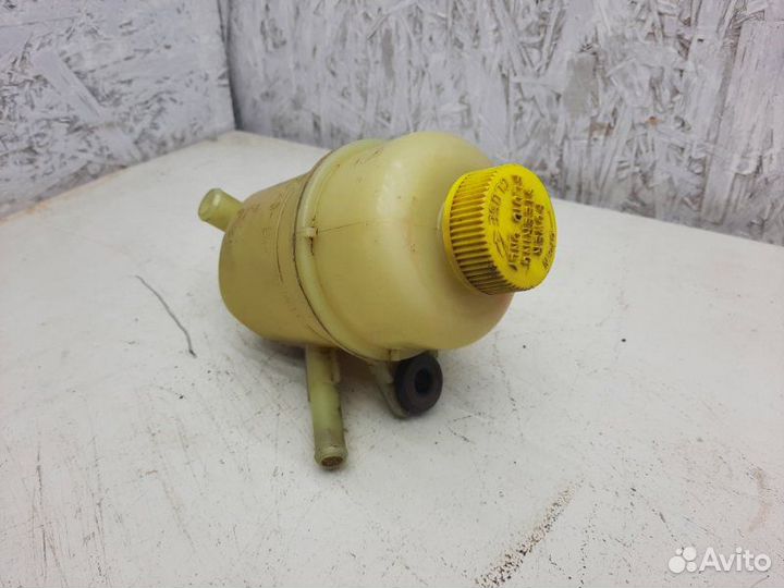 Бачок гидроусилителя руля Mazda Familia BJ 1.5 ZL