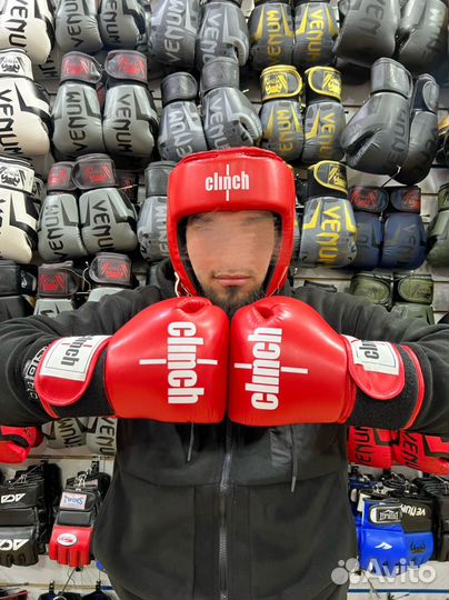 Шлем и перчатки clinch