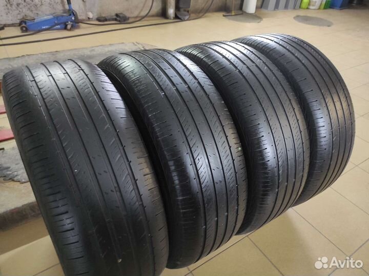 Hankook Dynapro HP2 RA33 275/65 R17