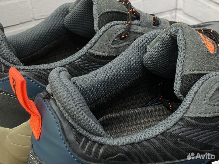 Кроссовки демисезонные Reebok 43-44