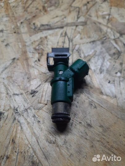 Форсунка Peugeot 206 хэтчбэк 5 дв. 1.4 KFW 2006