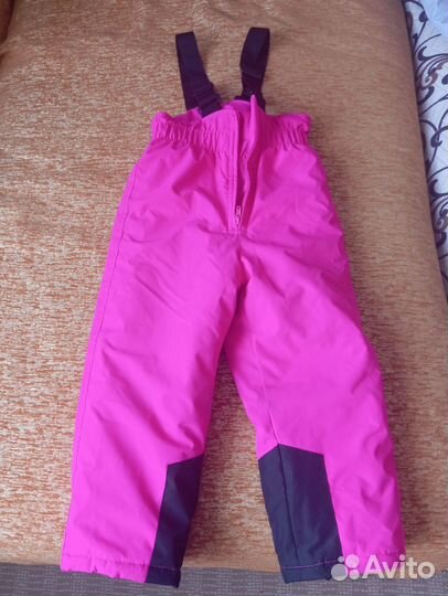 Демисезонный костюм 110 на девочку