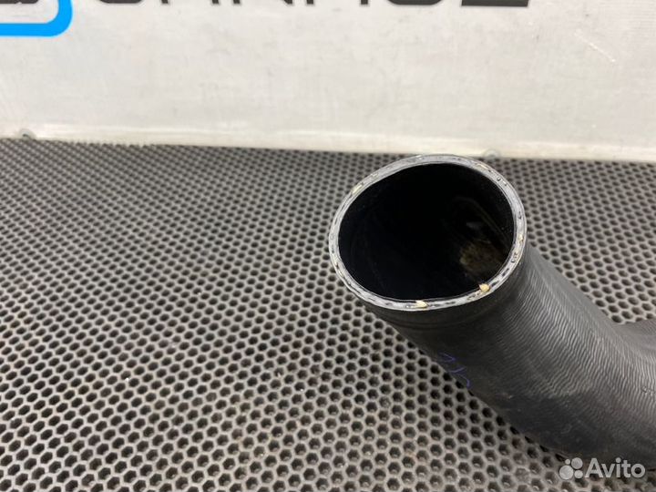 Патрубок интеркулера Volkswagen Touareg 7LA BKS