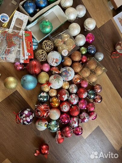 Игрушки на новогодную елку
