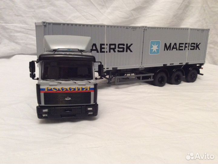 Маз - 6422 контейнеровоз от ссм