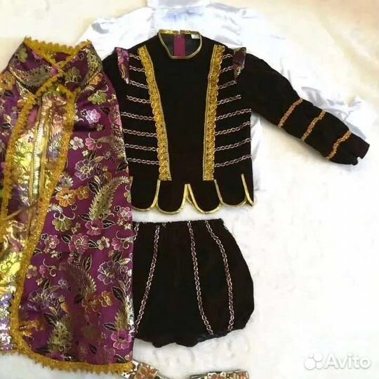 Костюм принца, пажа