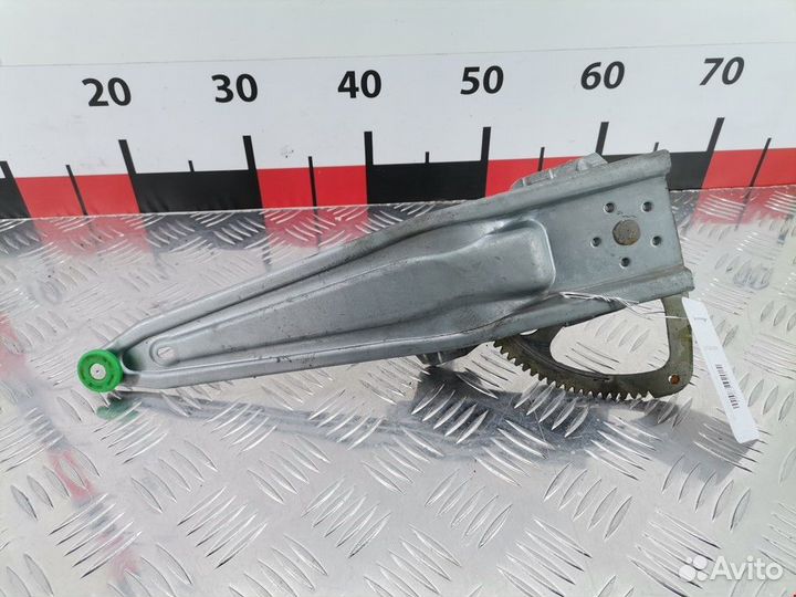 Стеклоподъемник Toyota Avensis 3 (T270) 2010