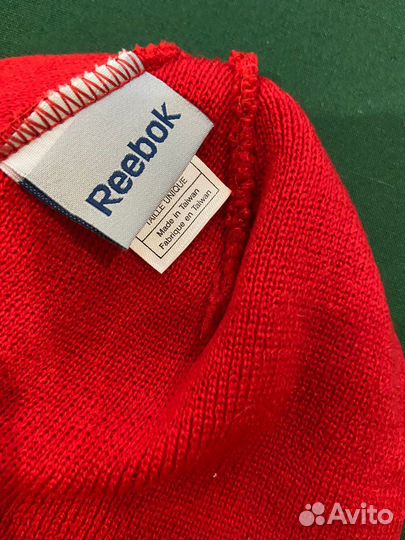 Шапка мерч хк Трактор Reebok