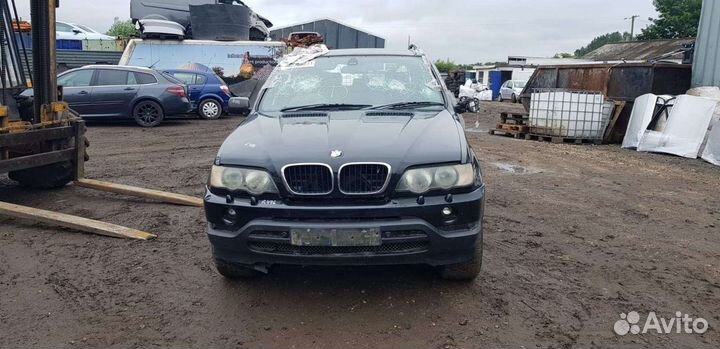 Передний бампер BMW Х5 е53