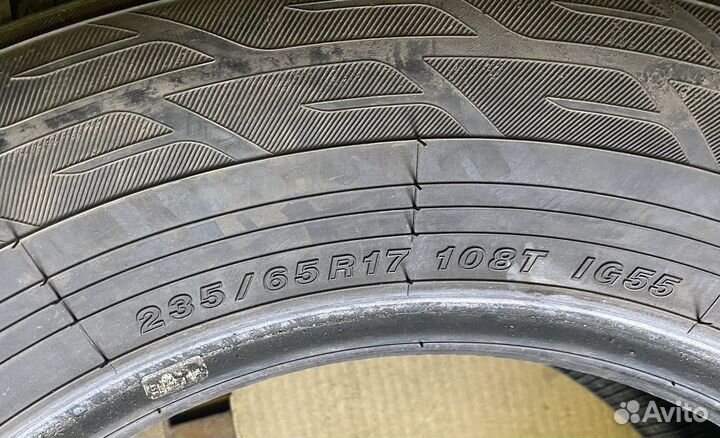 Yokohama Ice Guard Stud IG55 235/65 R17