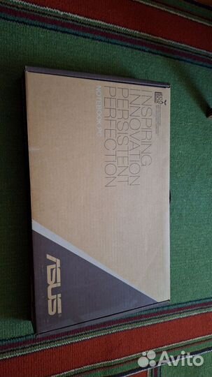 Ноутбук asus