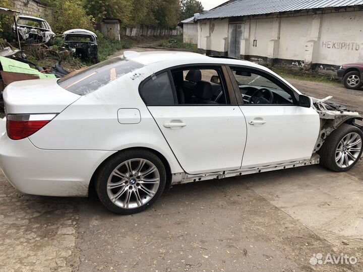 Бмв 545 в разбор, запчасти